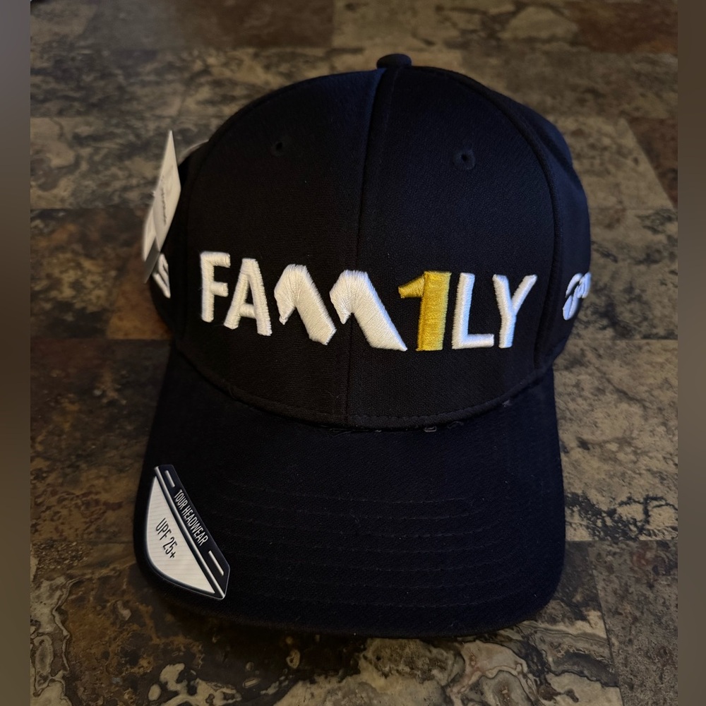 TaylorMade Family NWT Tour Issued  PGA M2 19 Golf Cap Script Logo